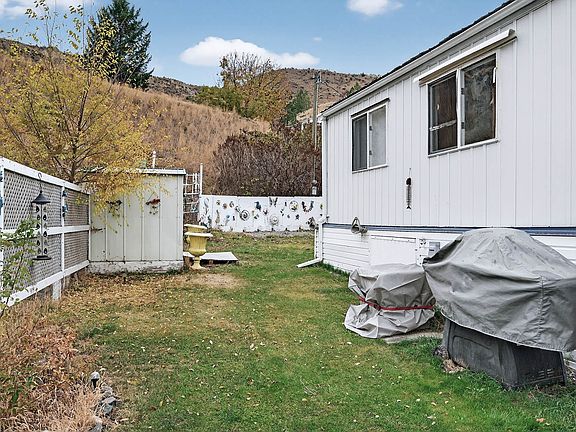 3rd image of 1175 Rose Hill Rd #37