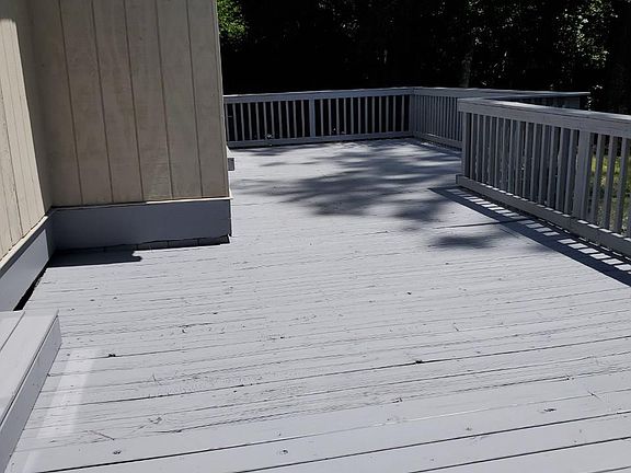 5th image of 305 Maingate Dr