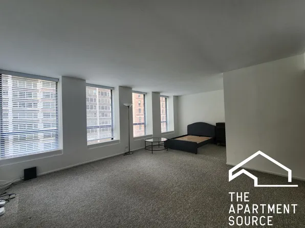 260 E Chestnut St APT 803, Chicago, IL 60611