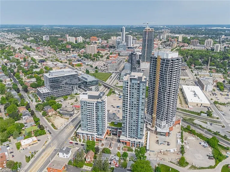 15 Wellington St S #2602 — Photo 2