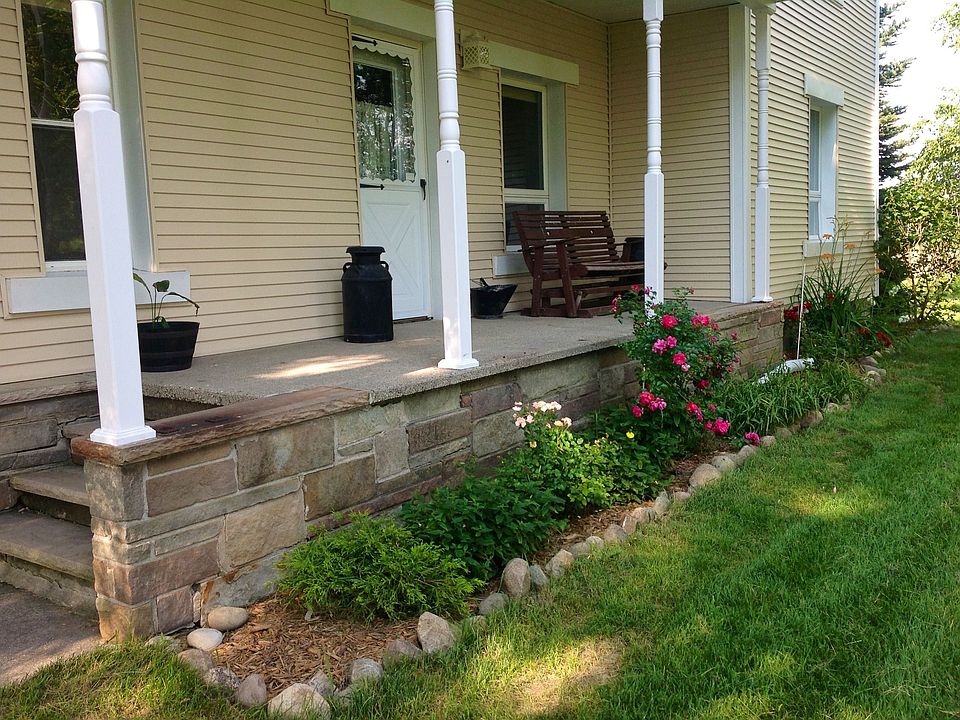 2nd image of 2931 E Rosebush Rd