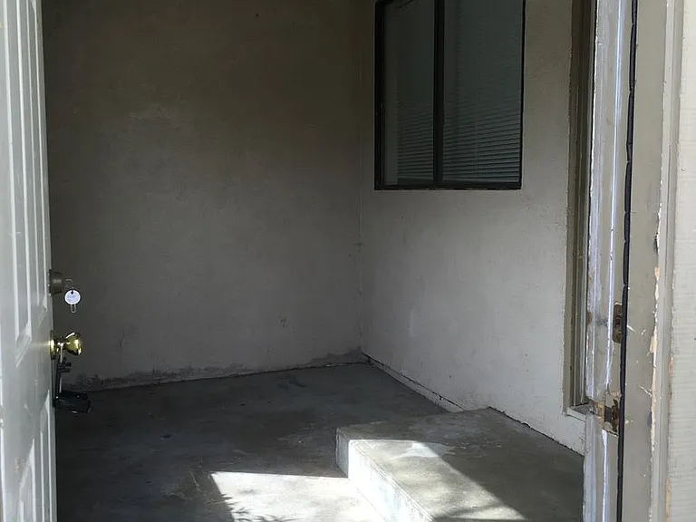 2228 Shasta St — Photo 5