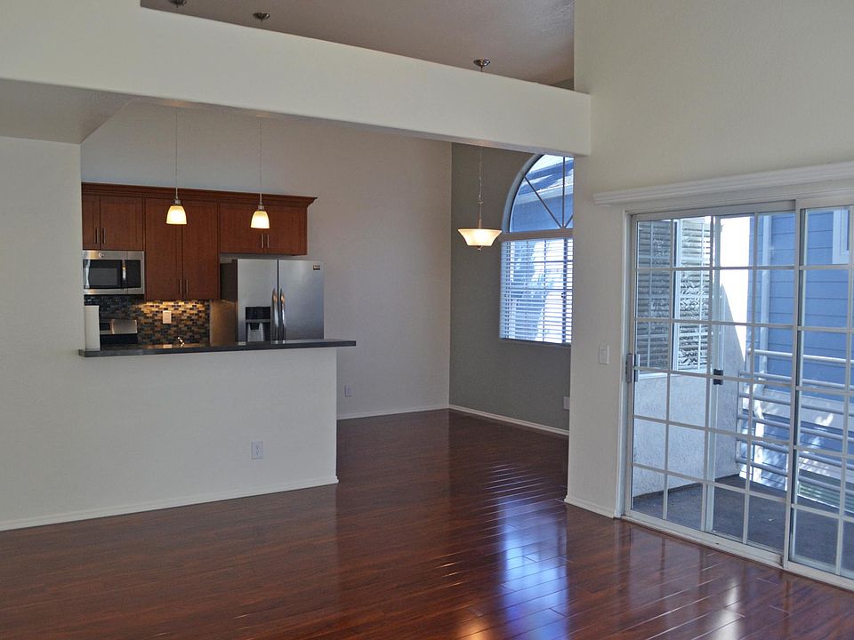 1st image of 1730 Thomas Ave Unit 1