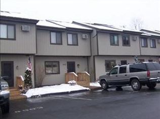 8004 Chelsea Cove Dr N, Hopewell Junction, NY 12533