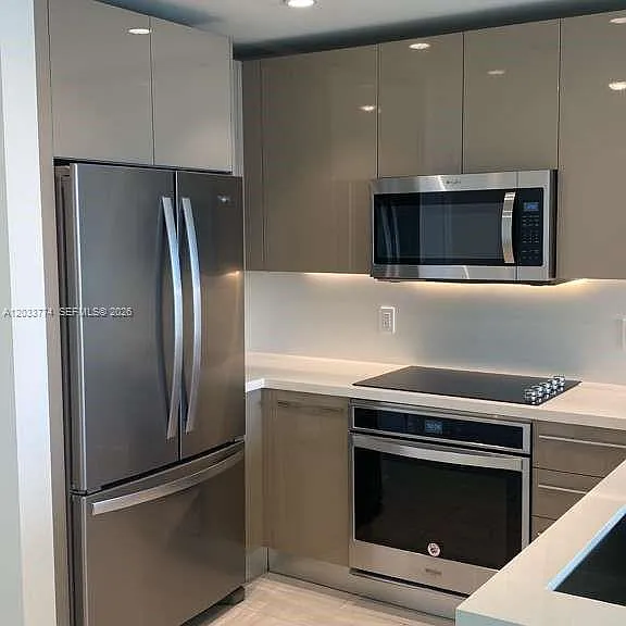 2000 Metropica Way #2111 — Photo 3