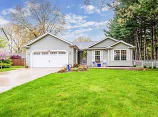 1144 Charles Trl, Saint Joseph, MI 49085