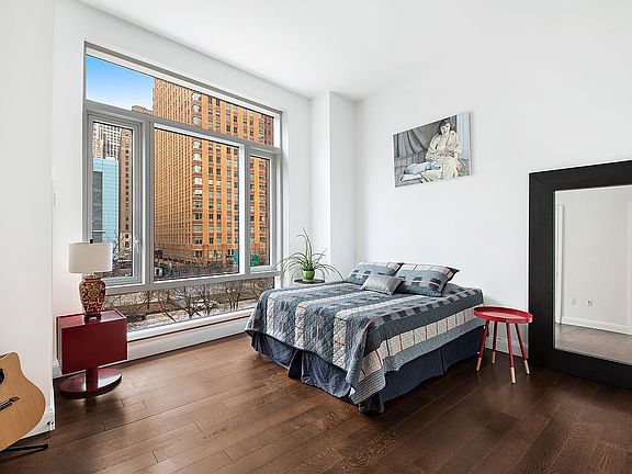 3rd image of 70 Little St W #4B