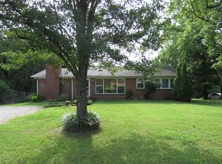 1935 Bouton Bnd, Cookeville, TN 38501
