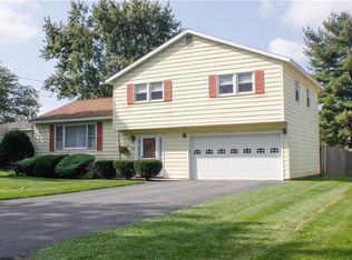 30 Ardencrest Rd, Liverpool, NY 13090