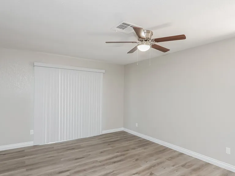 350 Keating St — Photo 12