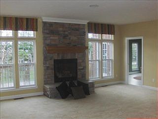 5th image of 903 Stone Ct