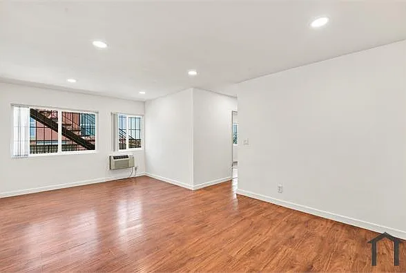956 Elden Ave #G — Photo 1