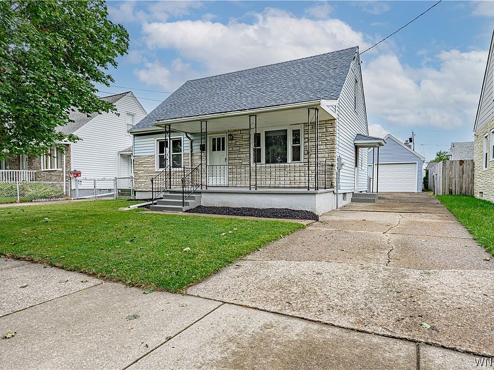 1st image of 3644 Ferry Ave