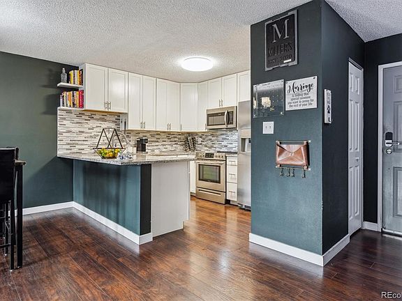 4th image of 6960 E Girard Avenue #602