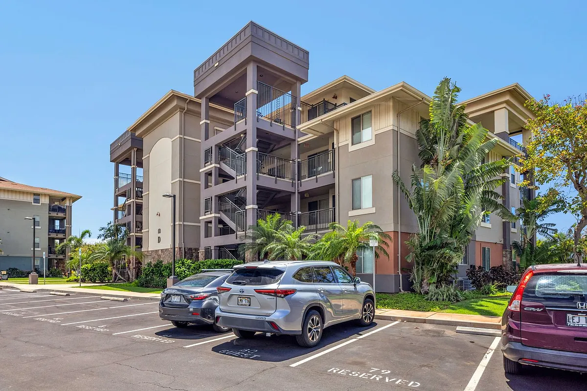 Building Photo - 1400 Limahana Cir #D204