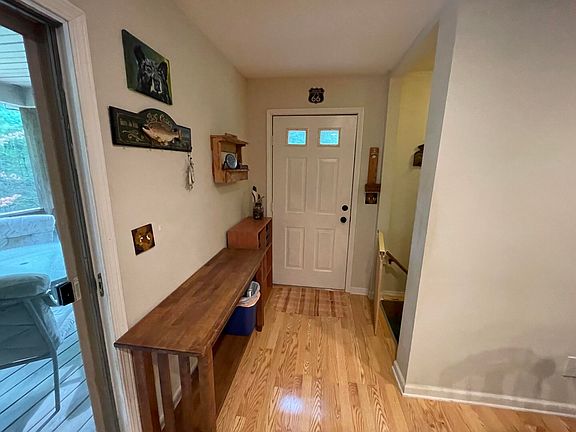 5th image of 8725 W River Rd