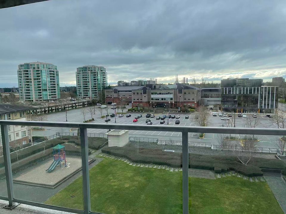1st image of 5068 Kwantlen St #908