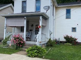 825 11th Ave FLOOR 2, New Brighton, PA