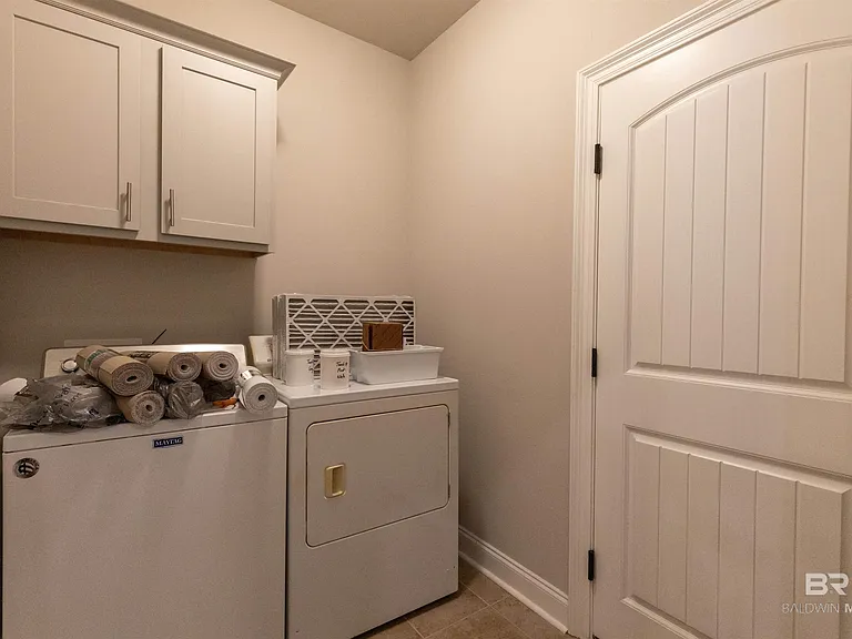 660 Turquoise Dr — Photo 8