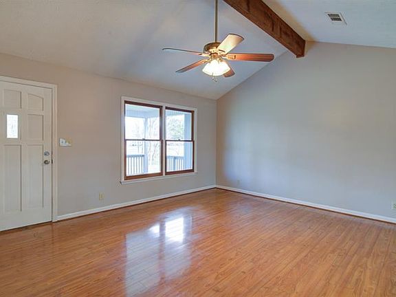 5th image of 43 Goswick Dr