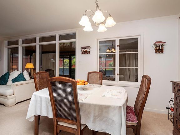 5th image of 107 Cuesta Dr