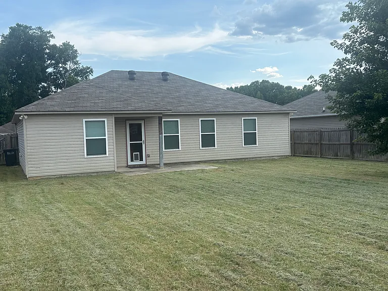 3020 Beechwood Dr — Photo 29
