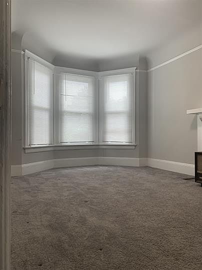 1st image of 1325 Lincoln Way #5