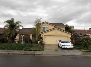 1161 Hazelnut Ln, Madera, CA 93637