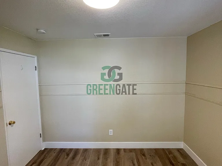 1660 Etta Way — Photo 23