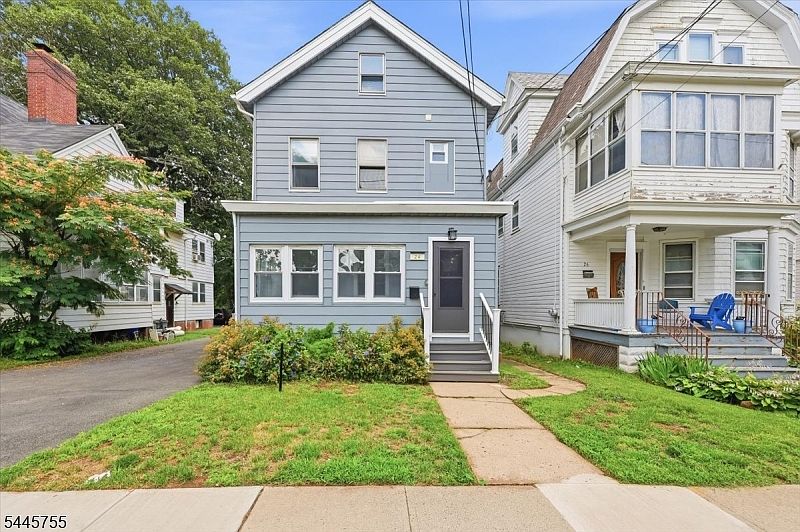 1st image of 24 Kingsley St