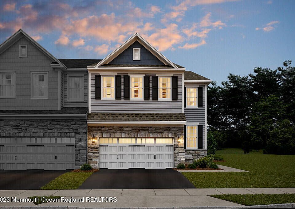 2nd image of 4000 N Heron Drive
