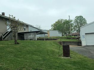 211 E Jefferson St, Steeleville, IL 62288