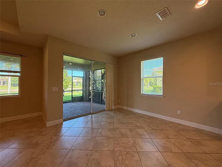 11934 Xenia Ln — Photo 13