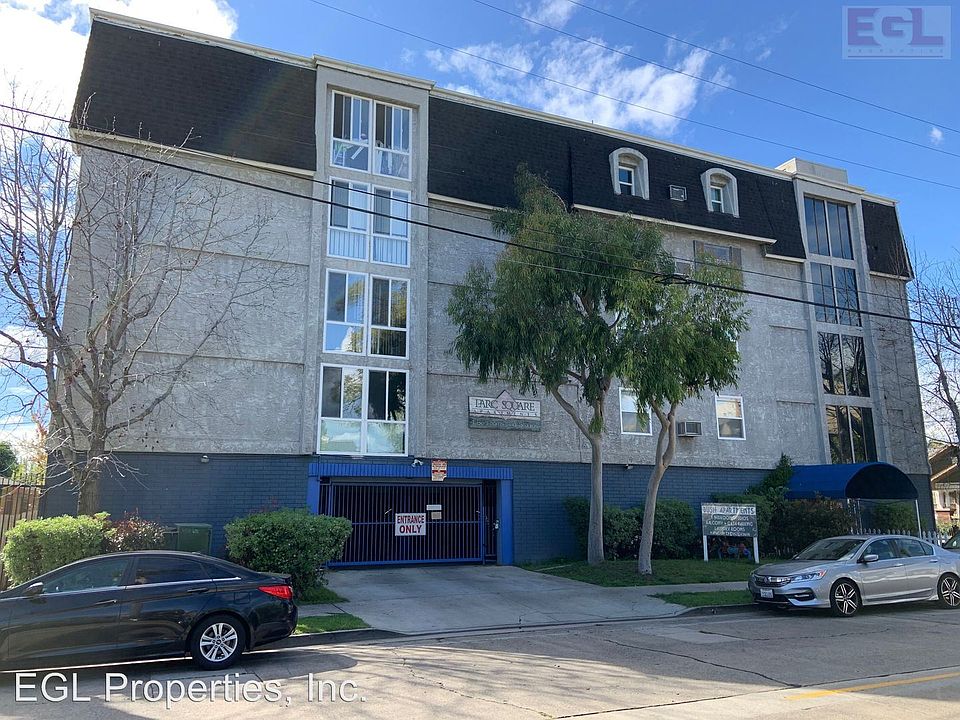 2nd image of 1330 N Bush St APT 30