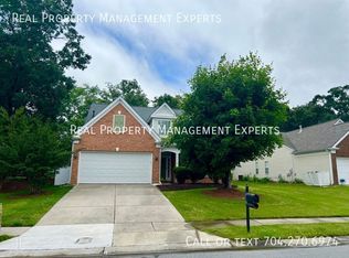 9109 Kestral Ridge Dr, Charlotte, NC 28269