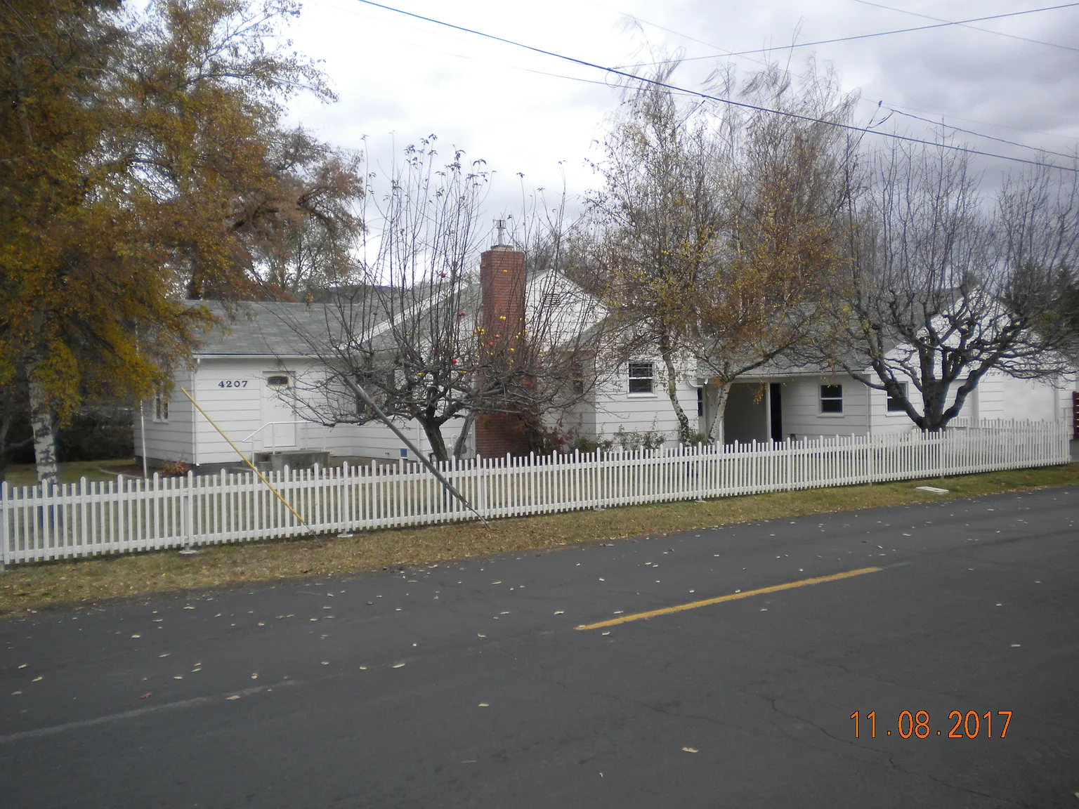 4207 Clinton Ave photo 1