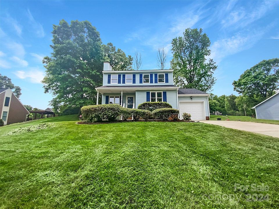 1st image of 144 Creekside Dr