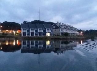 143 Joslin Cove Dr #143, Manistee, MI 49660