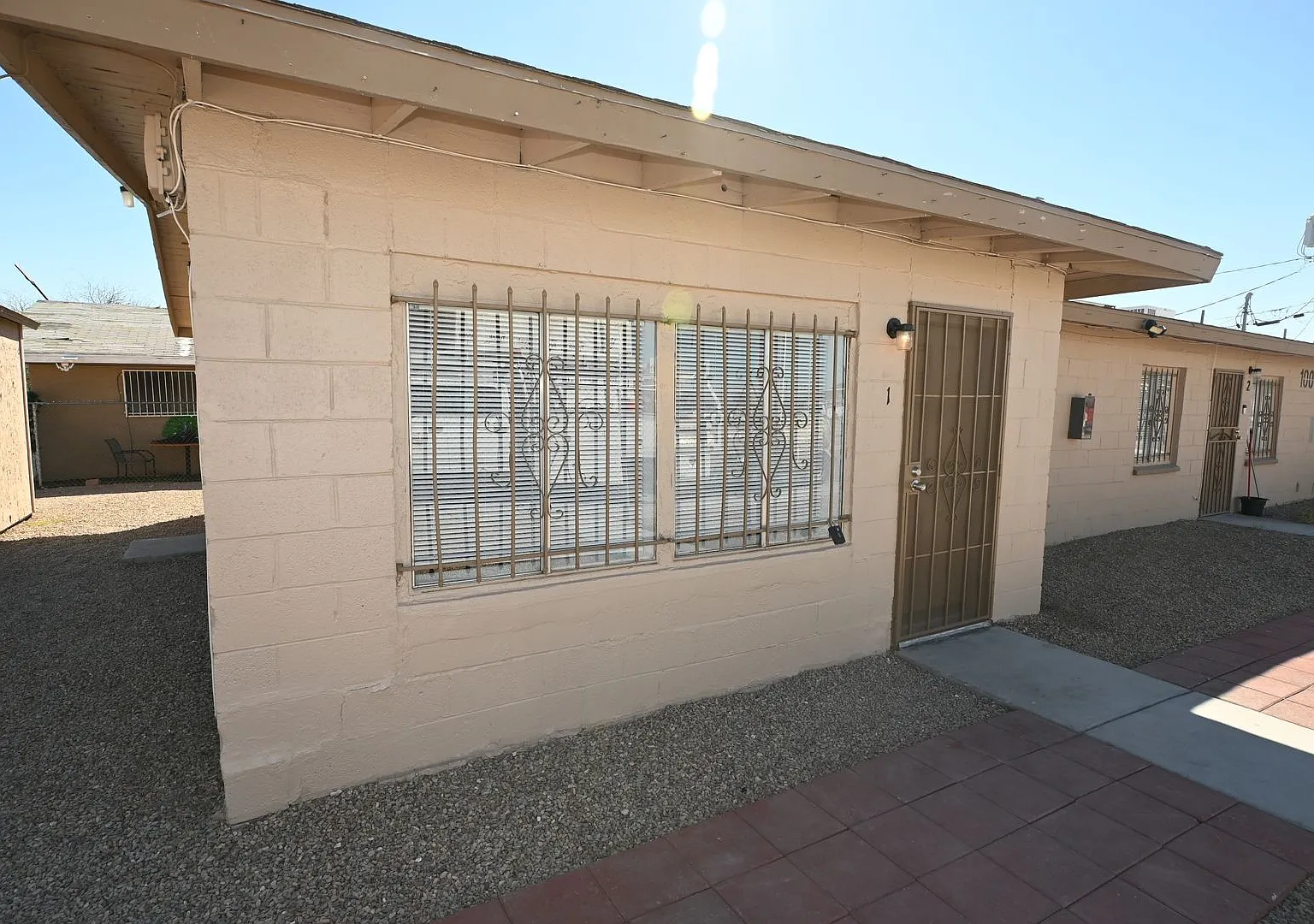 3 Bedroom Apartment- Recently Remodeled - Historic Westside - No Pets- 1007 C Street — Photo 1