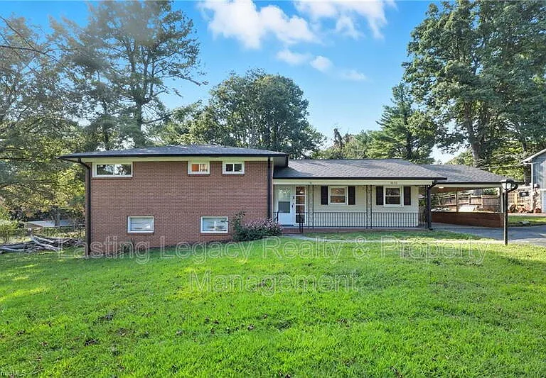 4850 Ellen Ave — Photo 2