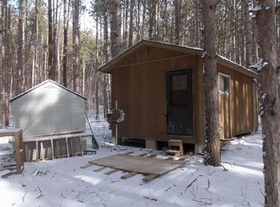 N3796 Fox Den Ct, Hancock, WI 54943