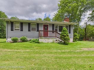 154 Log Rd, Pocono Lake, PA 18347