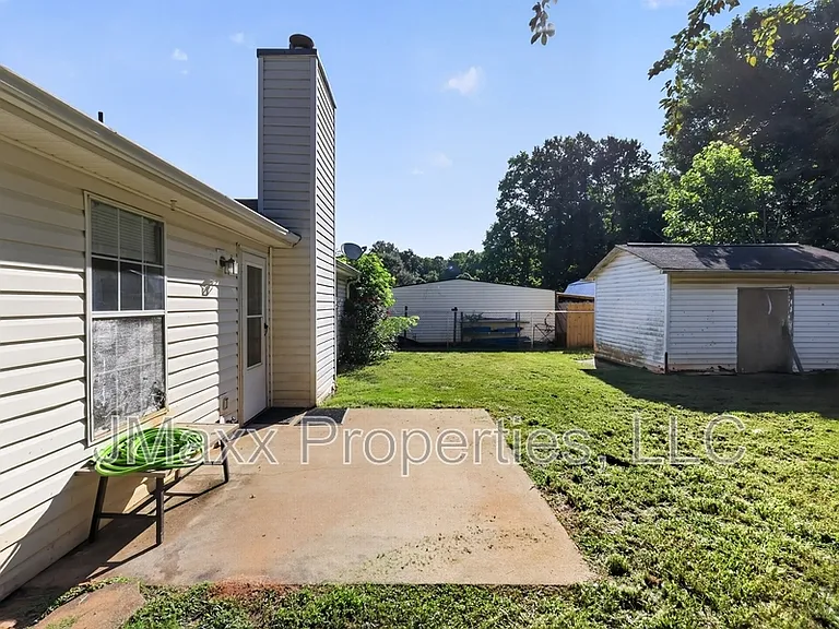 22 Canterbury Dr — Photo 21