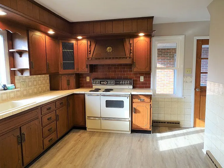 1324 Union Grove Rd — Photo 7