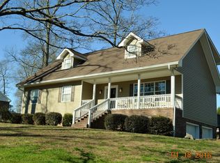 149 Dana Ln, Chickamauga, GA 30707
