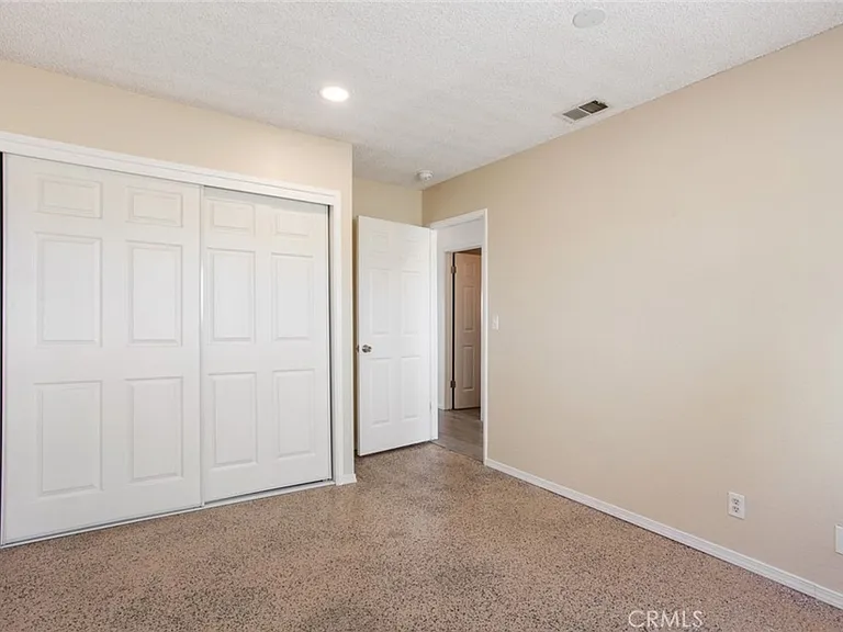 21241 Hacienda Blvd — Photo 15