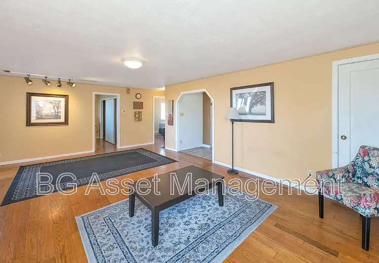 6606 Aqua Vista Ct — Photo 5