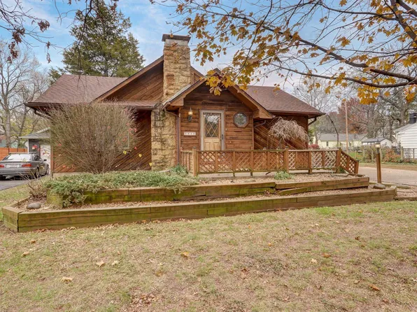 1838 S Kings Avenue, Springfield, MO 65807