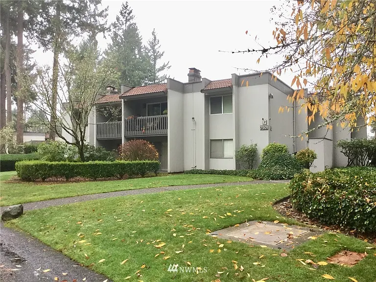 7501 Ruby Dr SW #G201 — Photo 13
