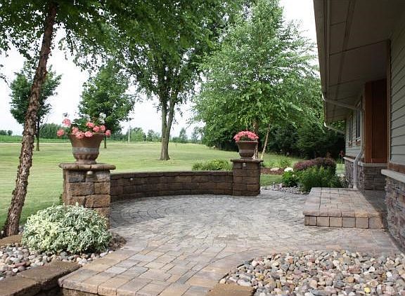 4th image of 750 W 240th St